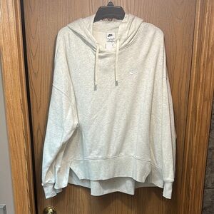 Nike Cream Pullover Sweater with Hood and Ribbed Cuffs